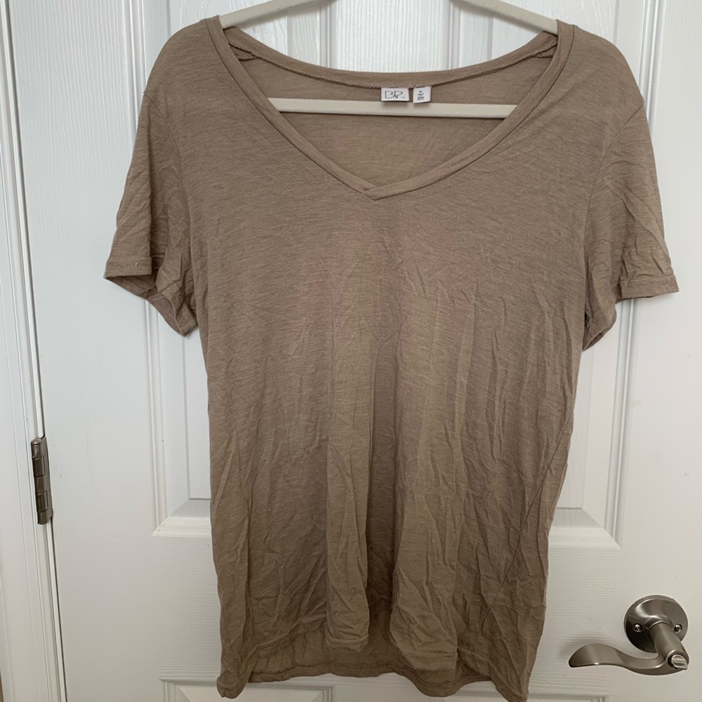 Beige v neck tee